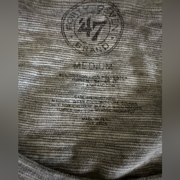 47 Brand women’s medium New England Patriots long sleeve top and lanyard NWT - Picture 3 of 4